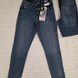 Rewash Reunuion High rise Women's Jeans.